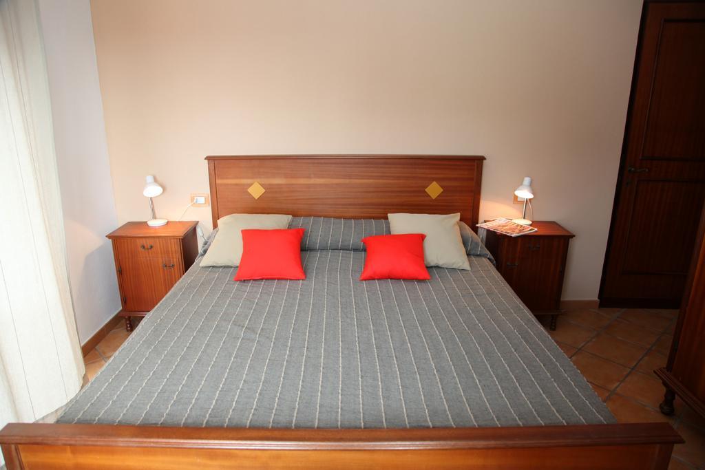 La Contessa Aparthotel ซานตา เตเรซา กัลลูรา ห้อง รูปภาพ